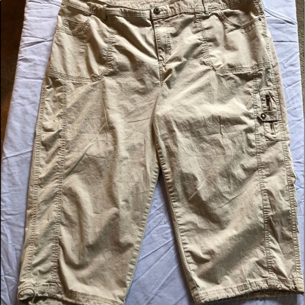 Woman’s capris